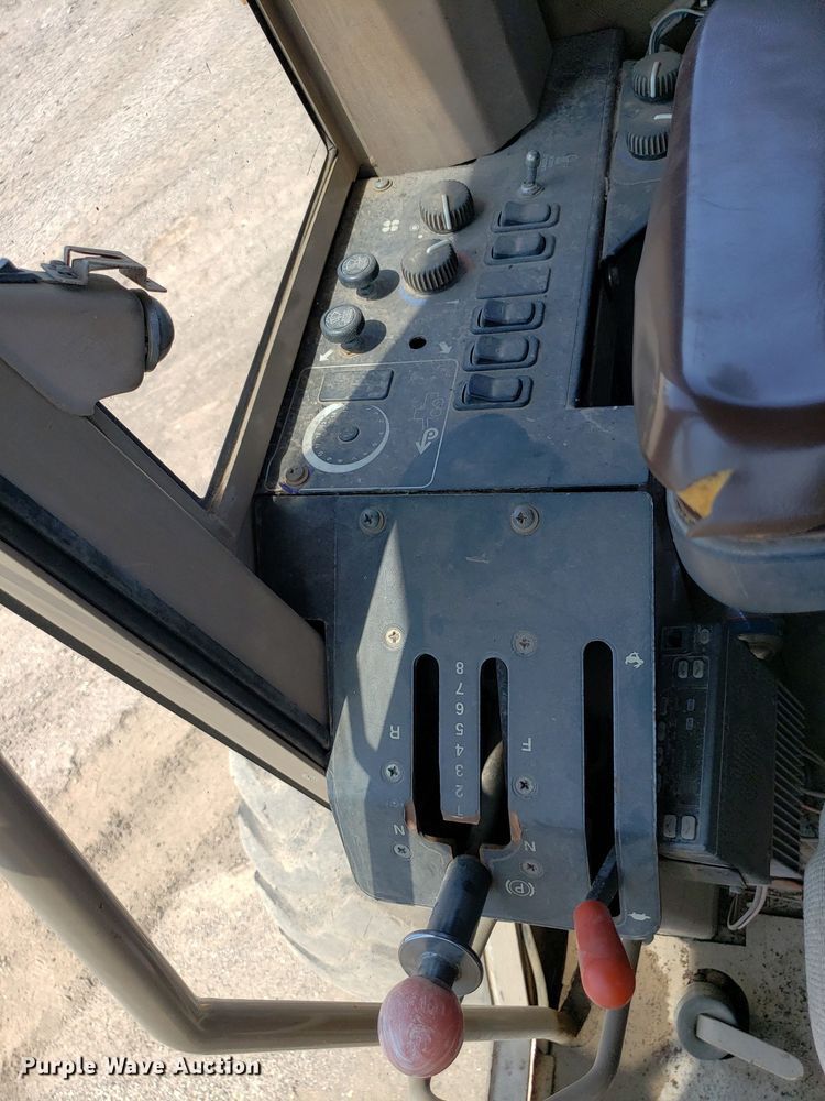 image for item DP8014 1998 John Deere 770CH  motor grader