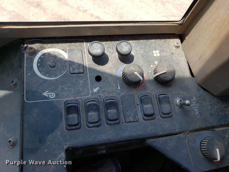 image for item DP8014 1998 John Deere 770CH  motor grader