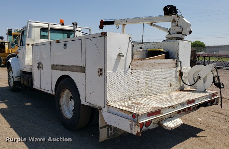 image for item DP8017 2000 International 4700  utility / service truck