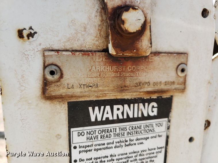 image for item DP8017 2000 International 4700  utility / service truck