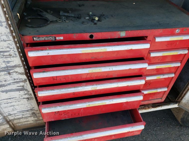 image for item DP8017 2000 International 4700  utility / service truck