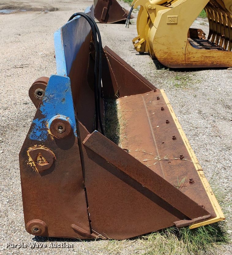 image for item DP8018 Dymax 96" W 4-in-1 bucket