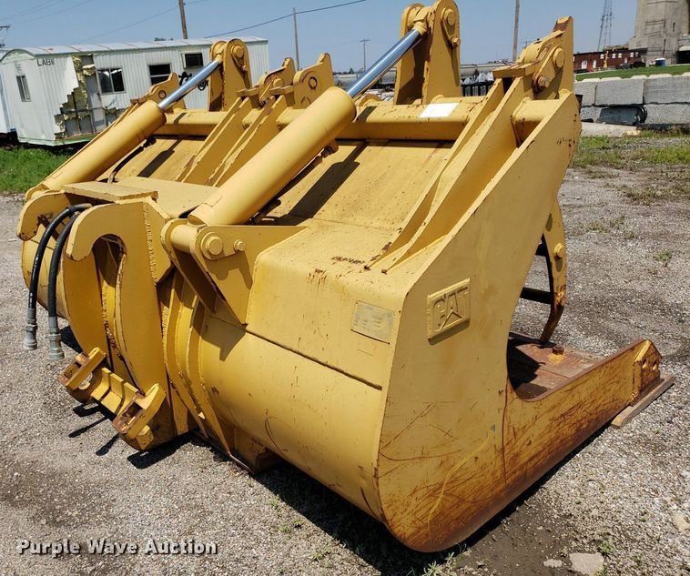 image for item DP8019 Caterpillar grapple bucket