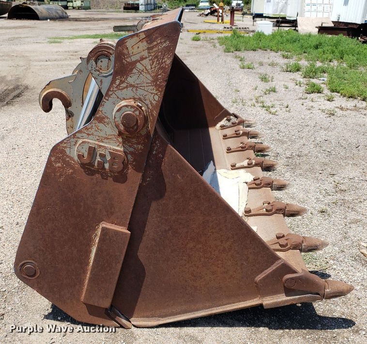 image for item DP8020 JRB 114" W 4-n-1 wheel loader bucket