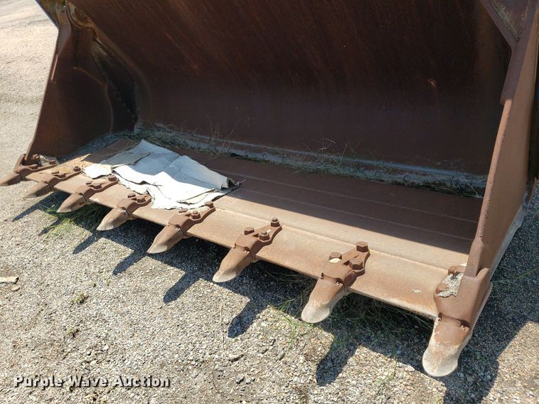 image for item DP8020 JRB 114" W 4-n-1 wheel loader bucket