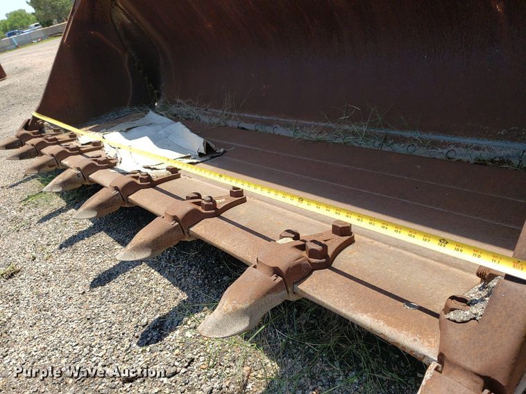 image for item DP8020 JRB 114" W 4-n-1 wheel loader bucket