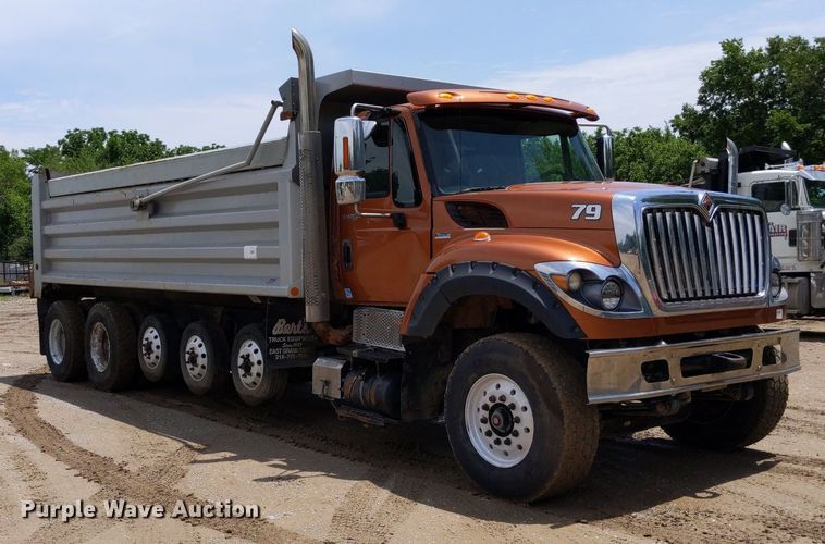 image for item DQ1753 2013 International WorkStar 7600  dump truck