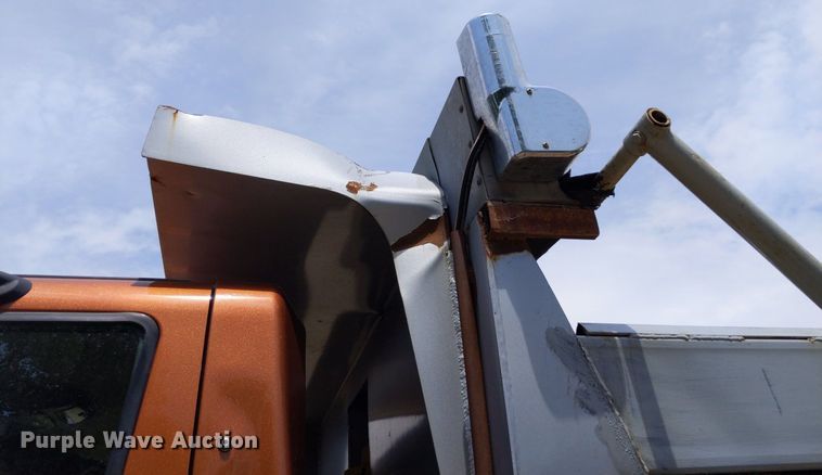 image for item DQ1753 2013 International WorkStar 7600  dump truck