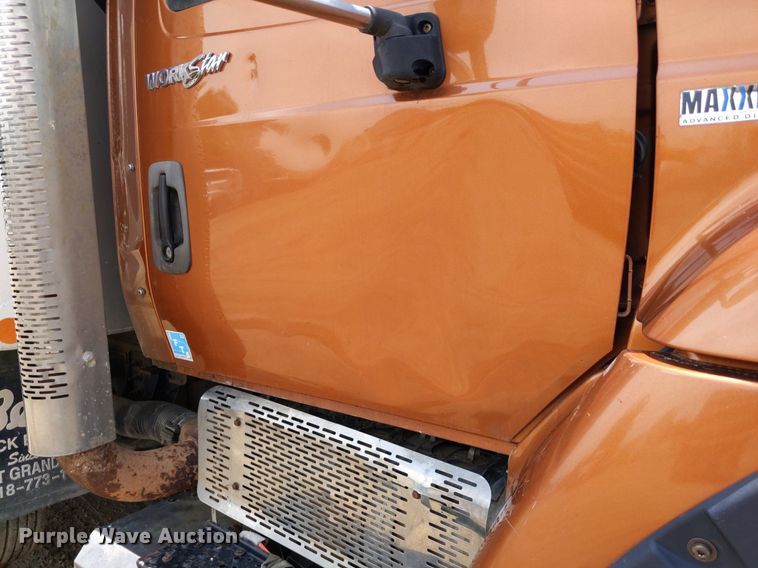 image for item DQ1753 2013 International WorkStar 7600  dump truck