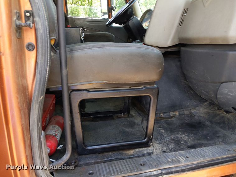 image for item DQ1753 2013 International WorkStar 7600  dump truck