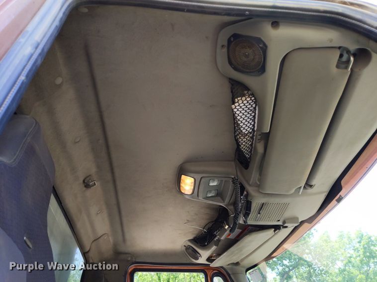 image for item DQ1753 2013 International WorkStar 7600  dump truck