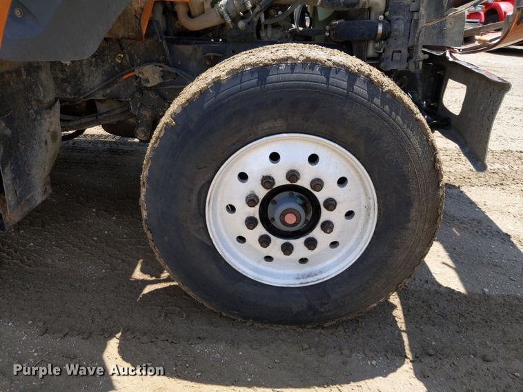 image for item DQ1753 2013 International WorkStar 7600  dump truck