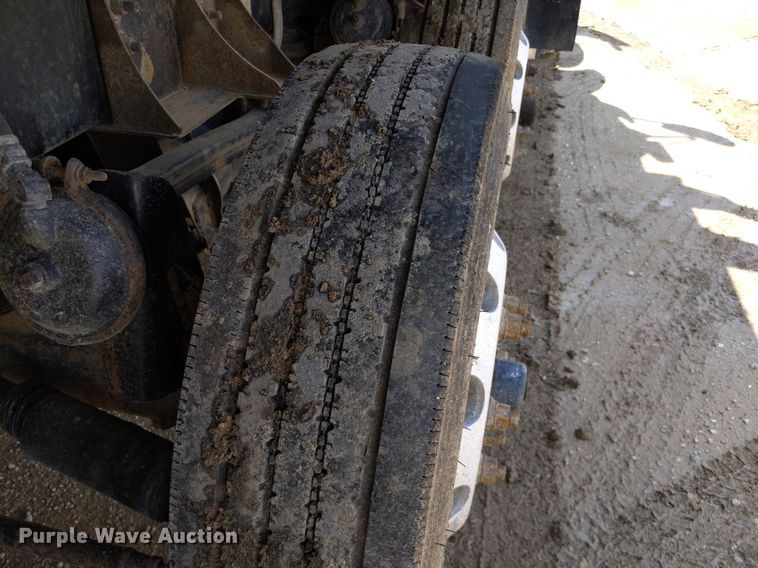 image for item DQ1753 2013 International WorkStar 7600  dump truck