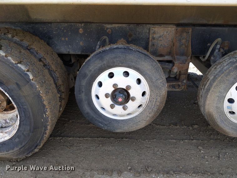 image for item DQ1753 2013 International WorkStar 7600  dump truck