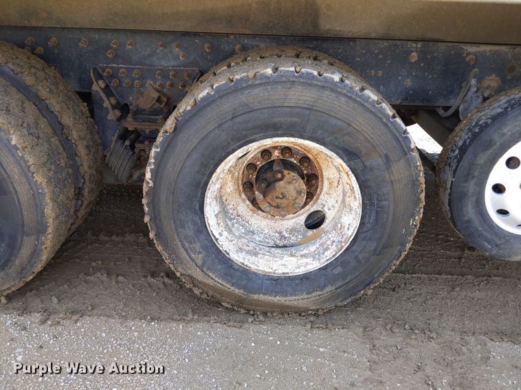 image for item DQ1753 2013 International WorkStar 7600  dump truck