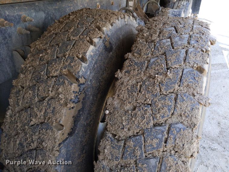 image for item DQ1753 2013 International WorkStar 7600  dump truck