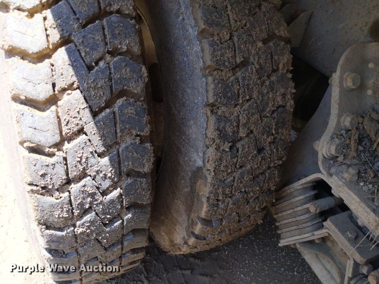 image for item DQ1753 2013 International WorkStar 7600  dump truck