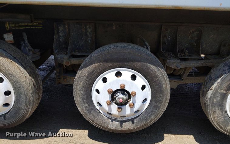 image for item DQ1753 2013 International WorkStar 7600  dump truck