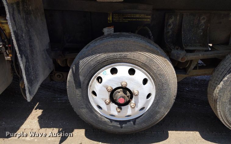 image for item DQ1753 2013 International WorkStar 7600  dump truck