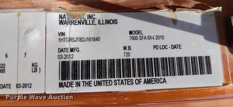 image for item DQ1753 2013 International WorkStar 7600  dump truck