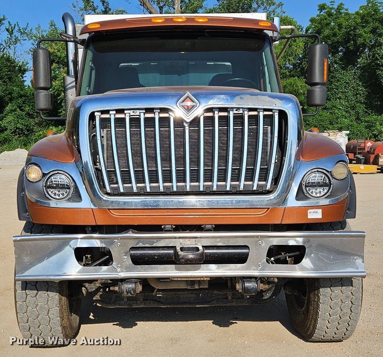 image for item DQ1754 2013 International WorkStar 7600  dump truck