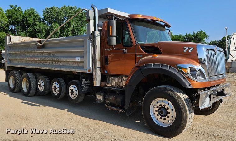 image for item DQ1754 2013 International WorkStar 7600  dump truck