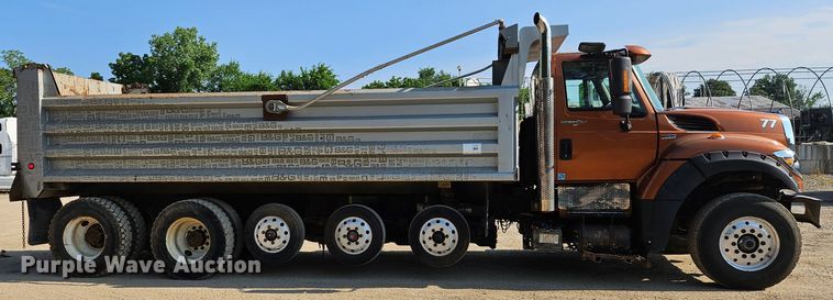 image for item DQ1754 2013 International WorkStar 7600  dump truck