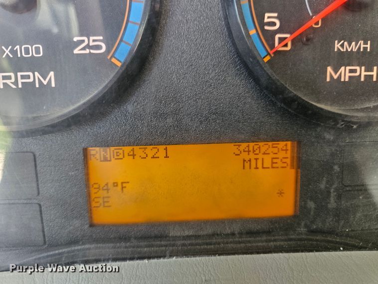 image for item DQ1754 2013 International WorkStar 7600  dump truck