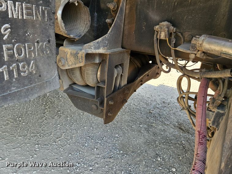 image for item DQ1754 2013 International WorkStar 7600  dump truck