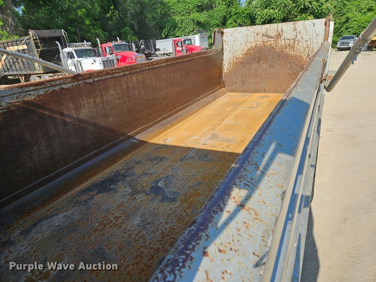 image for item DQ1754 2013 International WorkStar 7600  dump truck