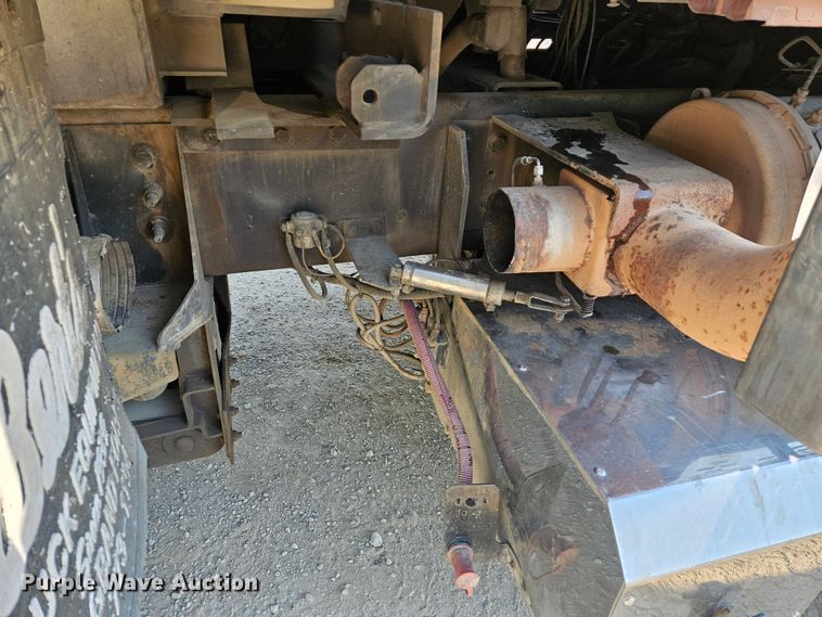 image for item DQ1754 2013 International WorkStar 7600  dump truck