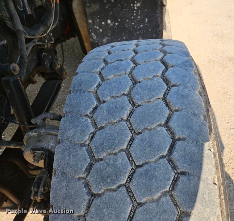 image for item DQ1754 2013 International WorkStar 7600  dump truck