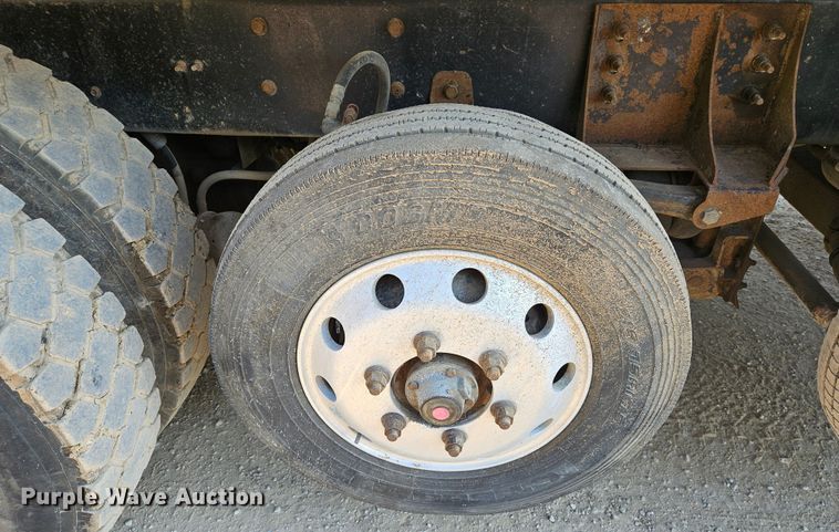 image for item DQ1754 2013 International WorkStar 7600  dump truck