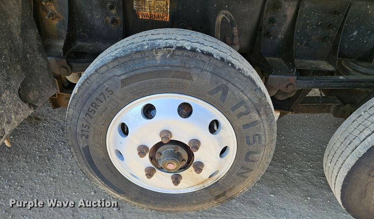 image for item DQ1754 2013 International WorkStar 7600  dump truck