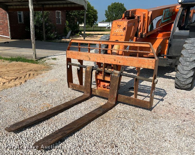 image for item DQ2071 2008 Xtreme XRM1045  telehandler