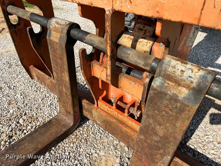 image for item DQ2071 2008 Xtreme XRM1045  telehandler