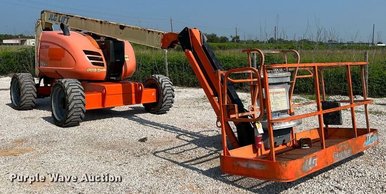 image for item DQ2072 2014 JLG 600AJ  boom lift