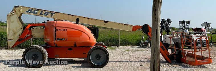 image for item DQ2072 2014 JLG 600AJ  boom lift