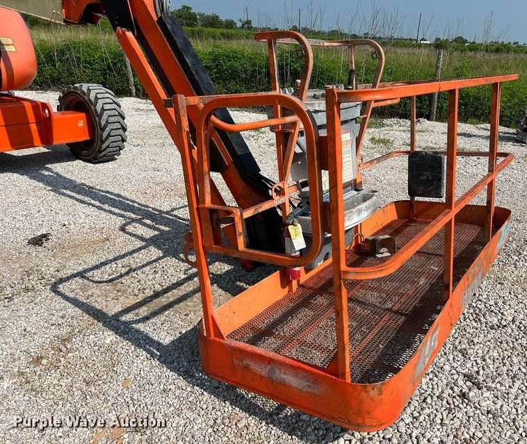 image for item DQ2072 2014 JLG 600AJ  boom lift