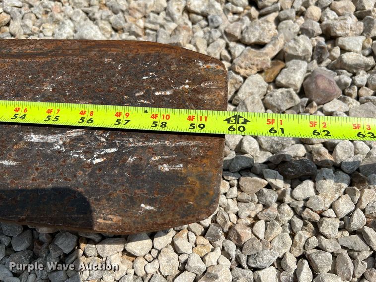 image for item DQ2073 2014 JLG Skytrack 8042  telehandler