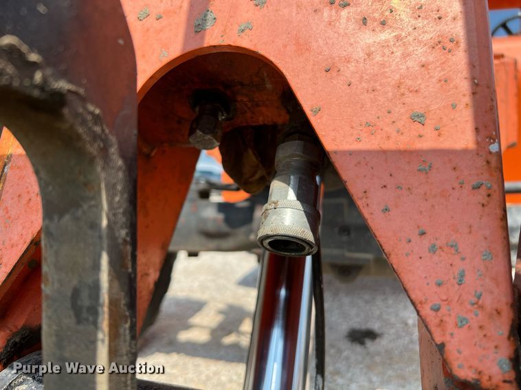 image for item DQ2073 2014 JLG Skytrack 8042  telehandler