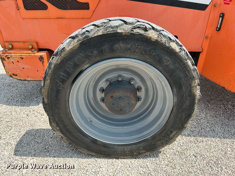 image for item DQ2073 2014 JLG Skytrack 8042  telehandler