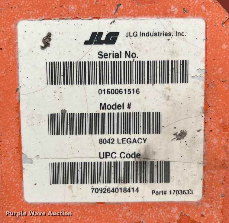 image for item DQ2073 2014 JLG Skytrack 8042  telehandler