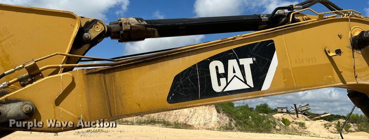 image for item DQ2076 2008 Caterpillar 325D L  excavator