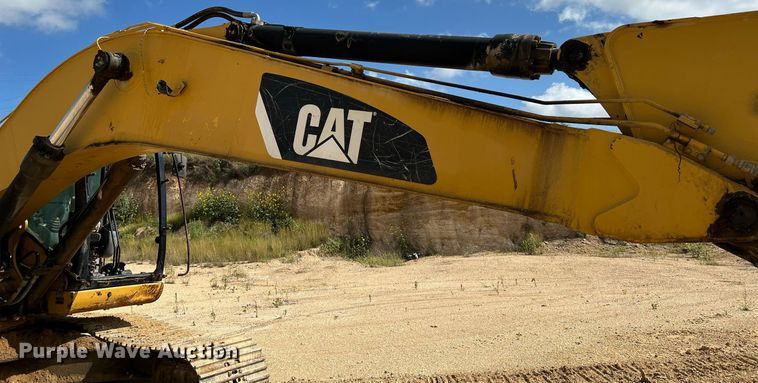image for item DQ2076 2008 Caterpillar 325D L  excavator