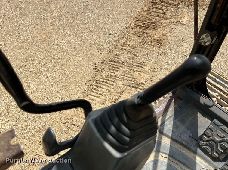 image for item DQ2076 2008 Caterpillar 325D L  excavator