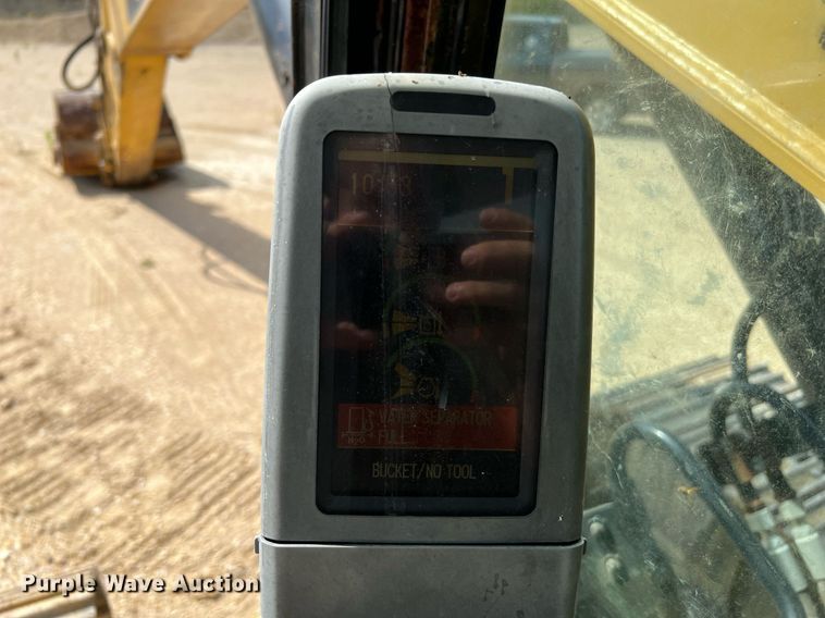 image for item DQ2076 2008 Caterpillar 325D L  excavator