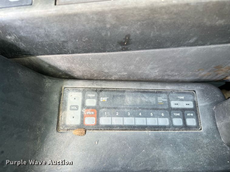 image for item DQ2076 2008 Caterpillar 325D L  excavator