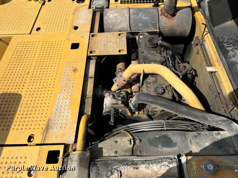 image for item DQ2076 2008 Caterpillar 325D L  excavator