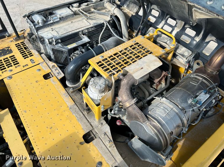 image for item DQ2077 2012 Komatsu PC360LC-10  excavator